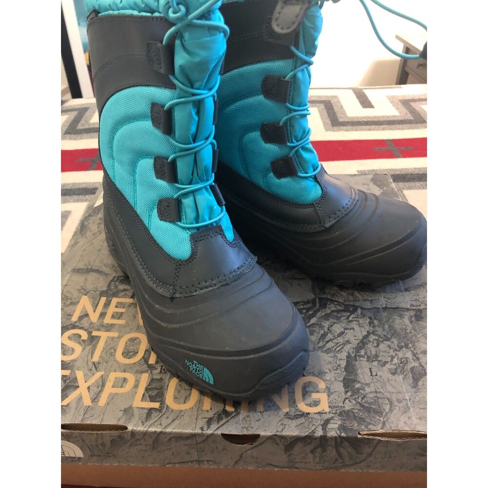 The North Face Youth Alpenglow IV Snow Boot  Size 6 Dark Shadow Grey/Ion Blue